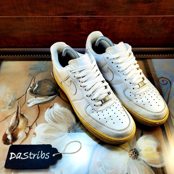 air force ones size 8.5